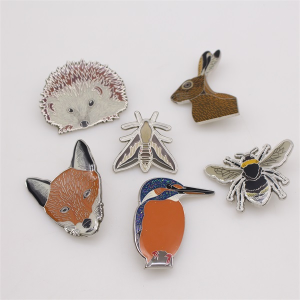 Metal badge customization, animal pin, enamel pins